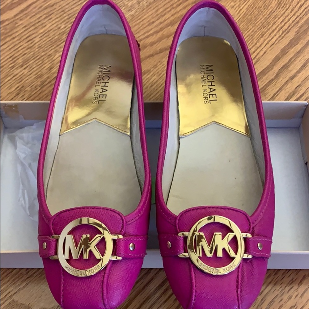 Michael Kors Fulton mocs size 7.5 in EUC with box